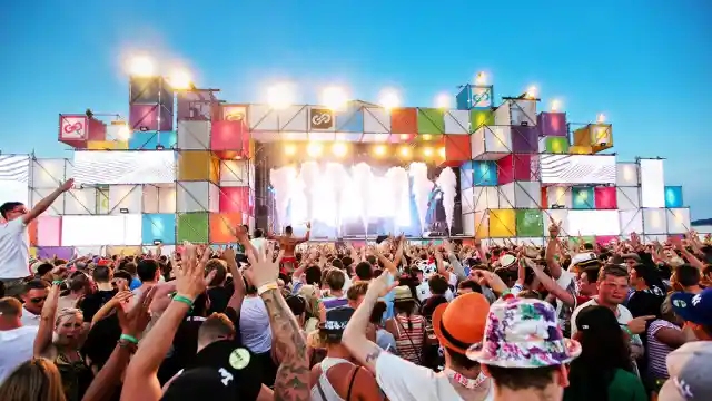 Top 10 Summer Music Festivals of 2015