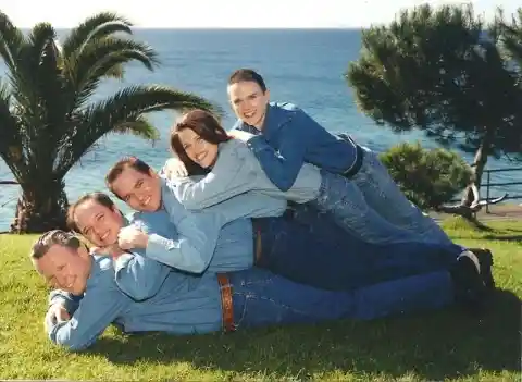Top 10 Most Hilariously Awkward Family Portraits
