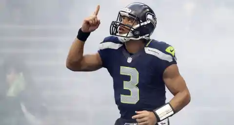 Russell Wilson Pulls Planes to Fight Cancer