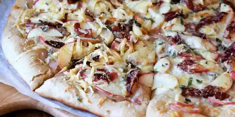 Number Twenty-Five: Onion and Bacon Pizza
