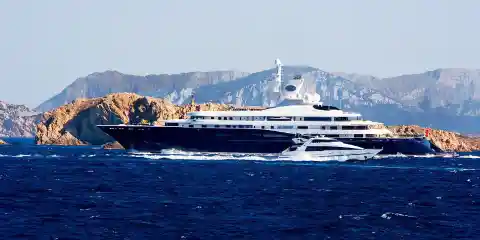 Top 10 Mind-Blowing Expensive Yachts (Part 1)